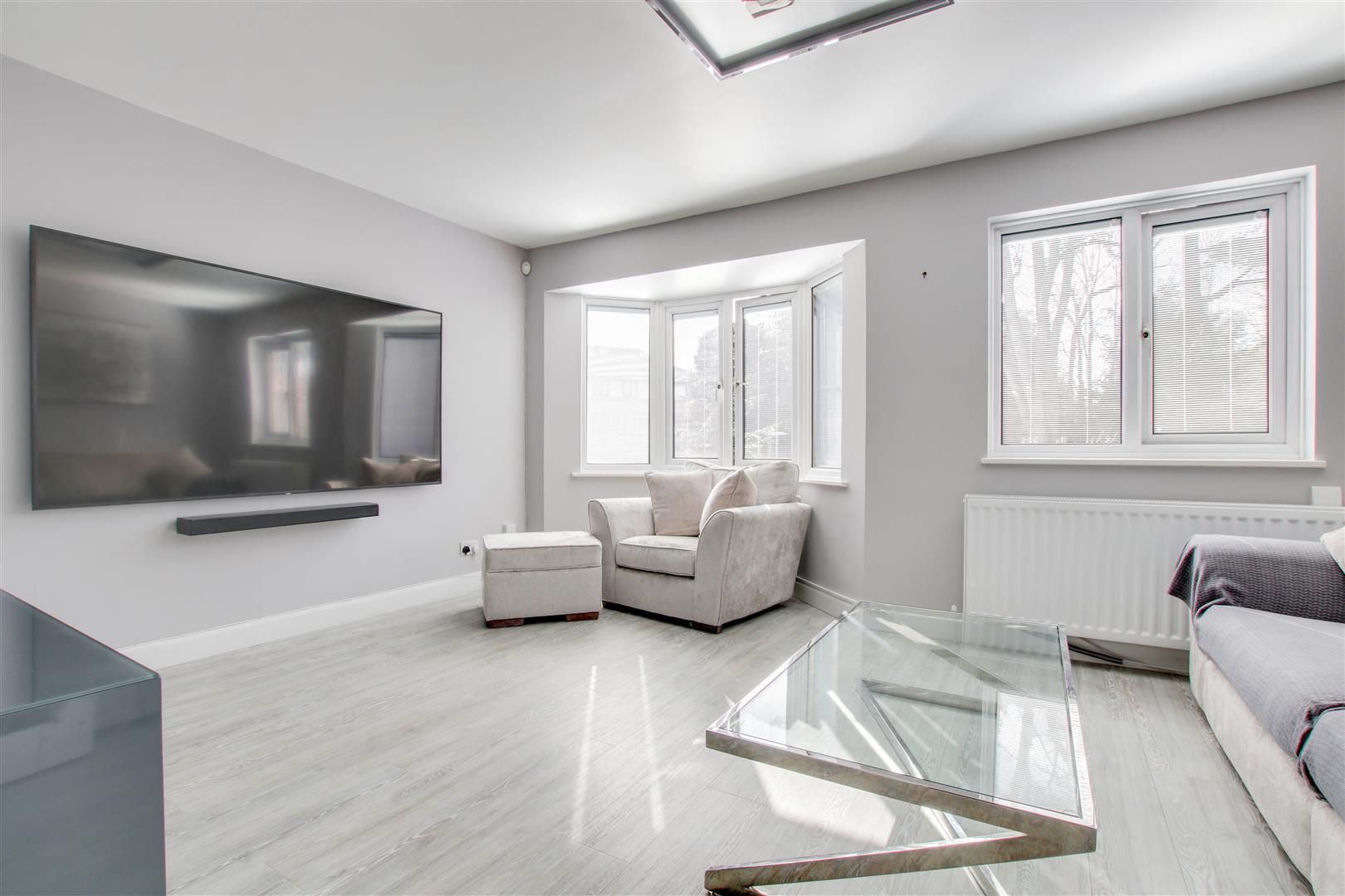 The Knowle, Hoddesdon Lanes Estate Agents